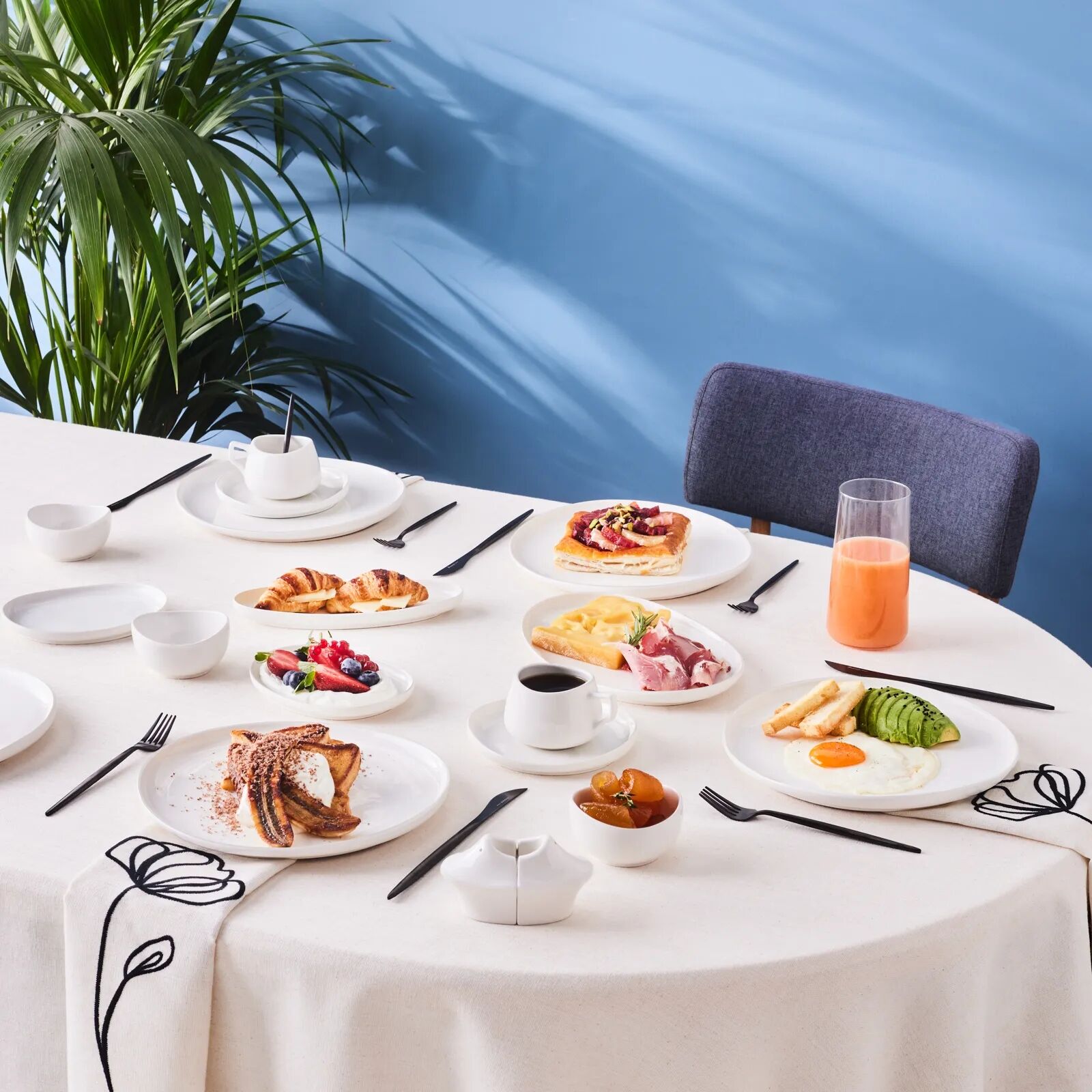 Karaca Stream Bone Hole 34 Parça 6 Kişilik Kahvaltı Takımı