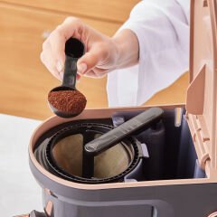 Karaca Hatır Plus 5 in 1 Konuşan Közde ve Sütlü Türk Kahvesi ve Filtre Kahve Makinesi Rosie Brown