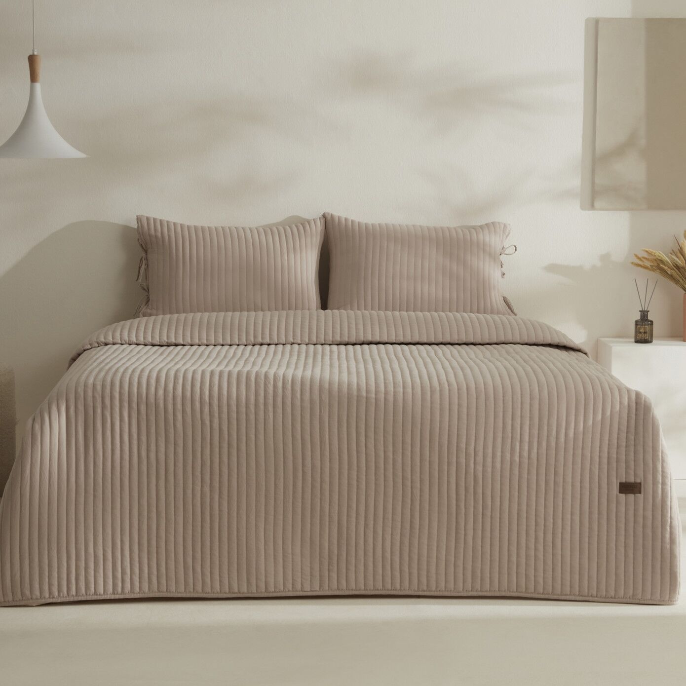 Karaca Home Elie Çift Kişilik Yatak Örtüsü Seti Bej