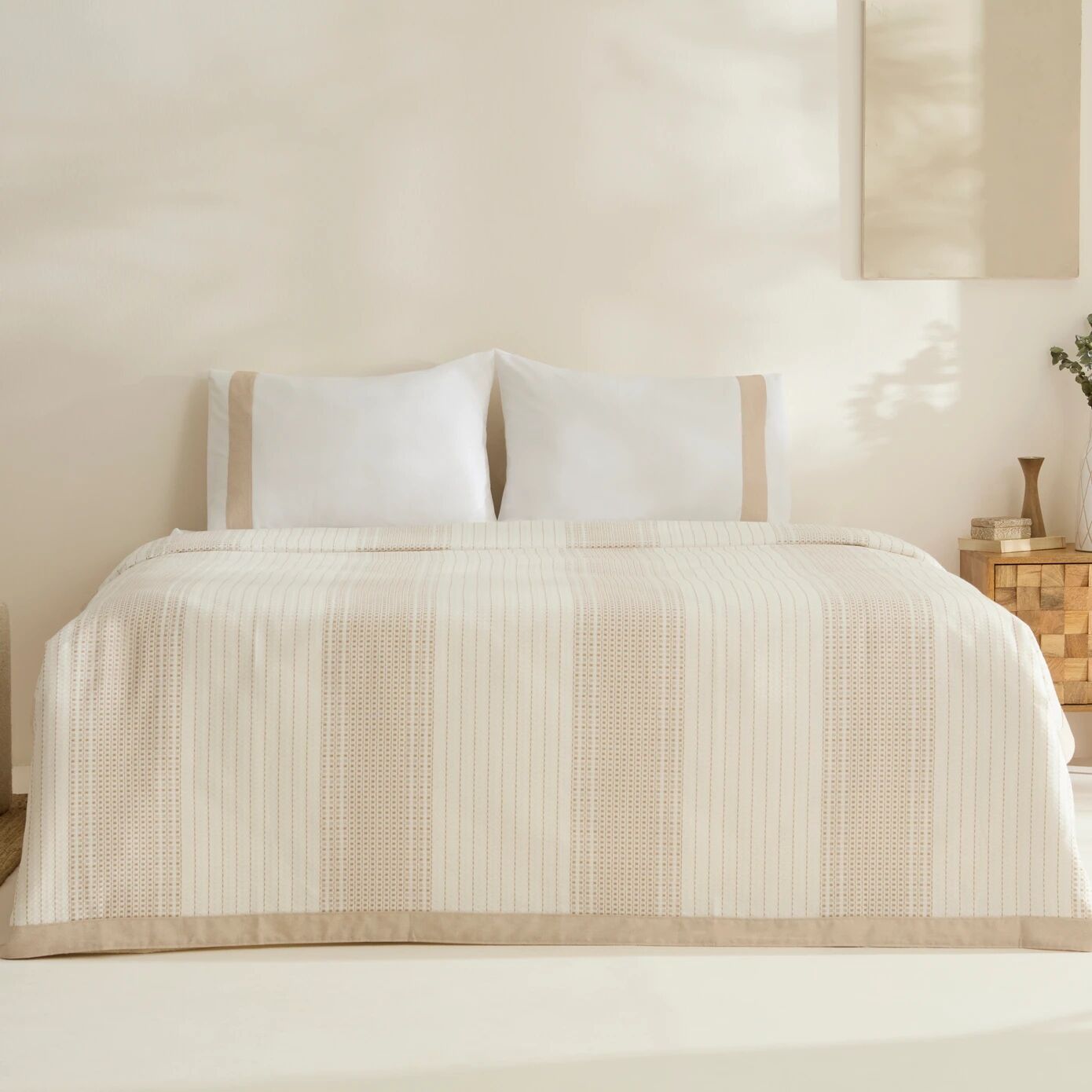 Karaca Home White Coll Rise %100 Pamuk Keten Çift Kişilik Pike Takımı Bej